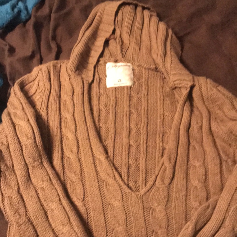 Woman’s v neck sweater
